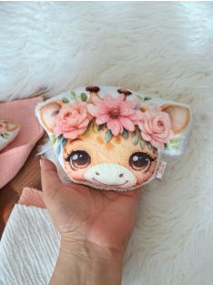 Zsiráf virágokkal Szundipajti