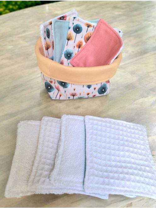 "Pitypang" arctisztító lapok praktikus tárolóval 