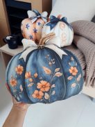 Őszi dekoráció - tök formapárna sötétkék 