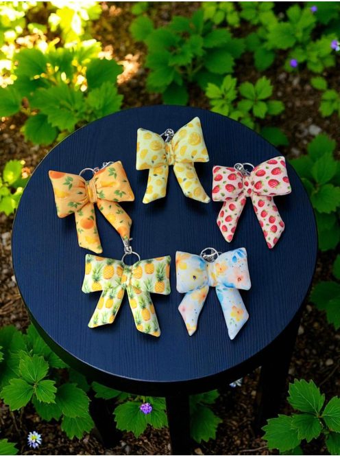 Narancs - pufi masnis táskadísz vagy kulcstartó