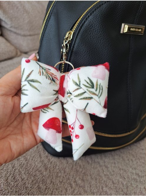 Piros gomba - pufi masnis táskadísz vagy kulcstartó